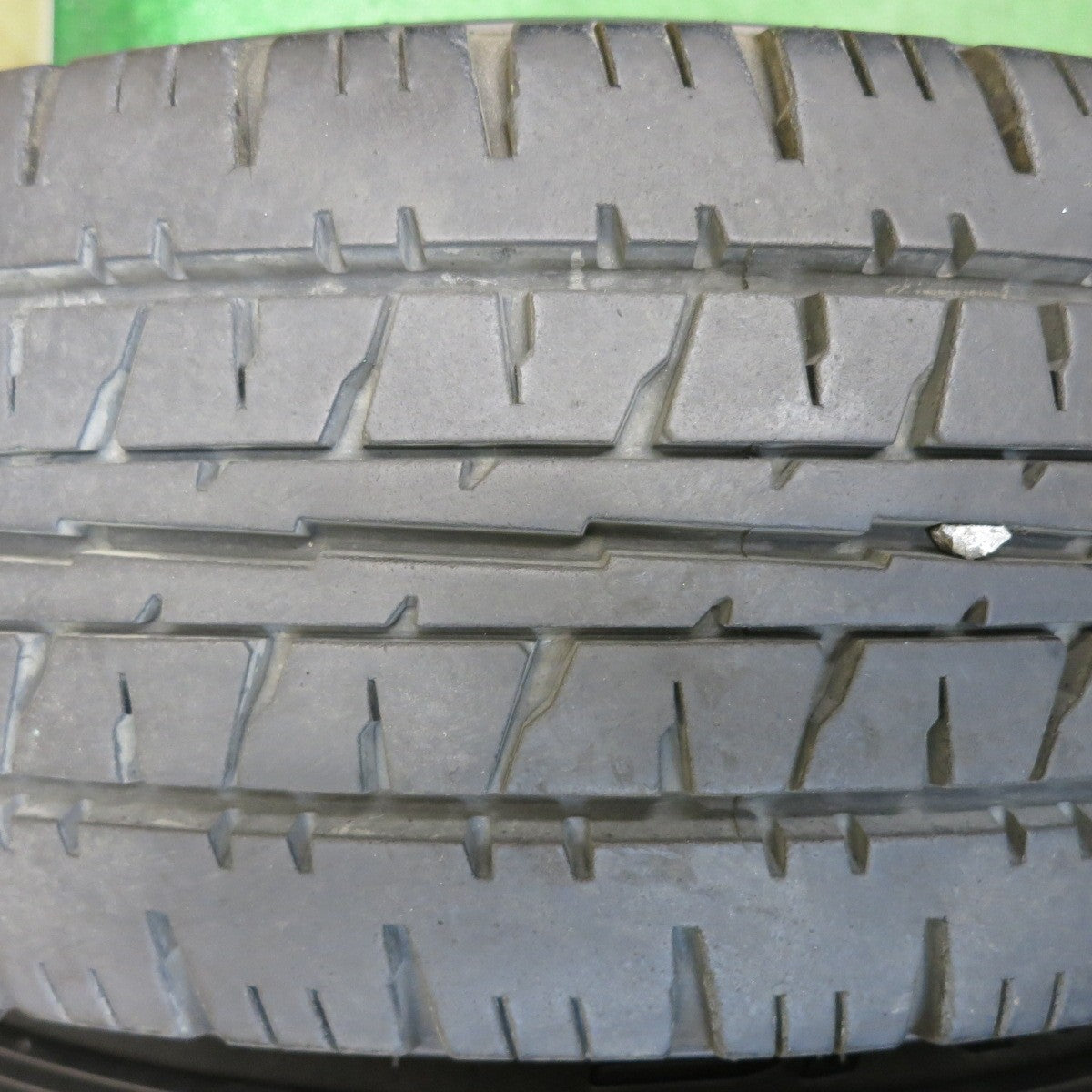 バリ溝！9.5分◎トヨタ 200系 ハイエース 純正 OP 195/80R15 107/105L ダンロップ エナセーブ VAN01 15インチ PCD139.7/6H◎6100306HAノ