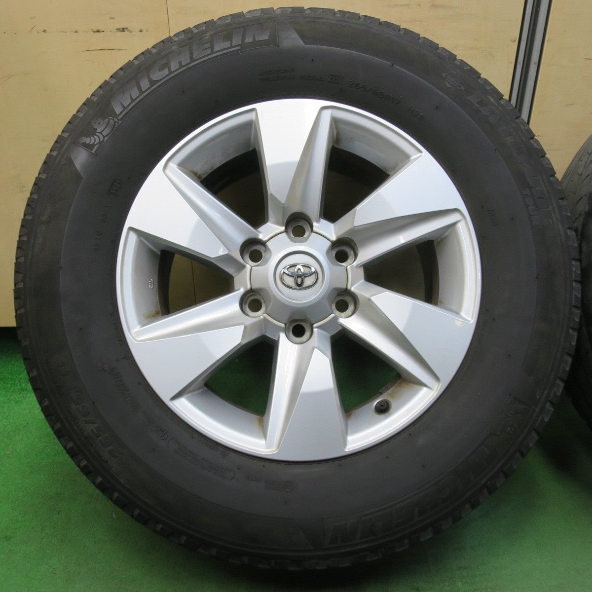 4本価格！21年★トヨタ 150系 ランクル プラド 純正 265/65R17 ミシュラン LATITUDE TOUR 17インチ PCD139.7/6H★5032103イノ