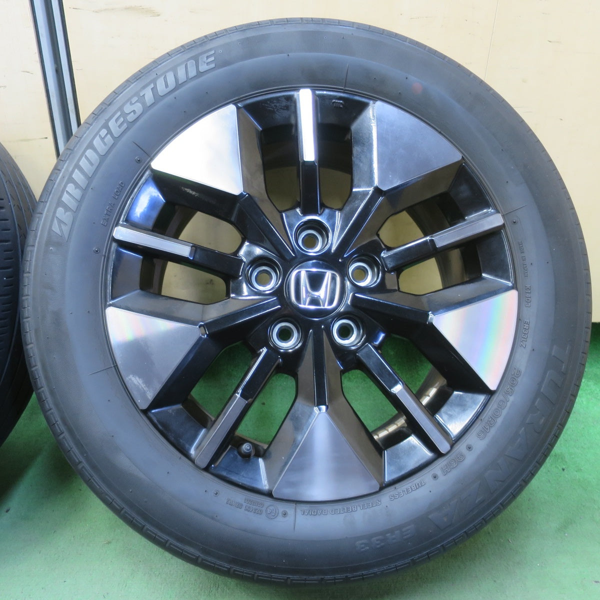 バリ溝！24年！9分★ホンダ RP ステップワゴン スパーダ 純正 205/60R16 ブリヂストン トランザ ER33 トーヨー トランパス MP7 16インチ PCD114.3/5H★6052903イノ