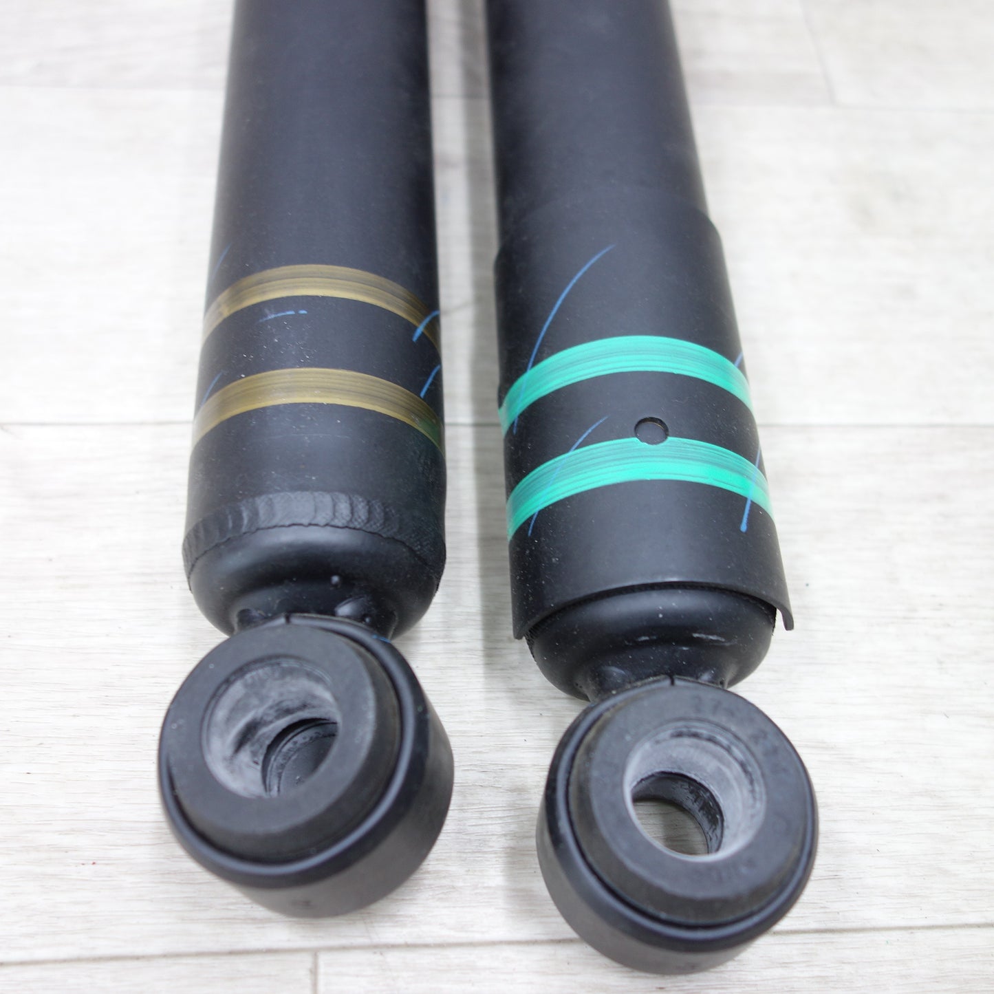 [送料無料] ◆トヨタ ハイラックス GUN125 純正 サスペンション 1台分 48541-0K490 48531-0KC30 48510-0KC50◆