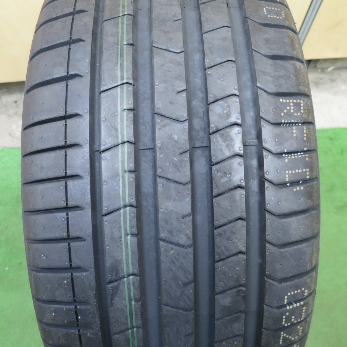 未使用！22年！1本★255/45R19 ピレリ PZERO TM VOL ELECT Pゼロ 19インチ タイヤ ボルボ 承認 電気 自動車 向け★6033004ナノタ