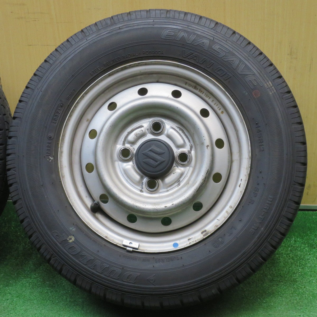 バリ溝！25年！9.5分★スズキ キャリイ エブリイ 等 純正 スチール 145R12 6PR ダンロップ エナセーブ VAN01 12インチ PCD100/4H★6022502NJノ