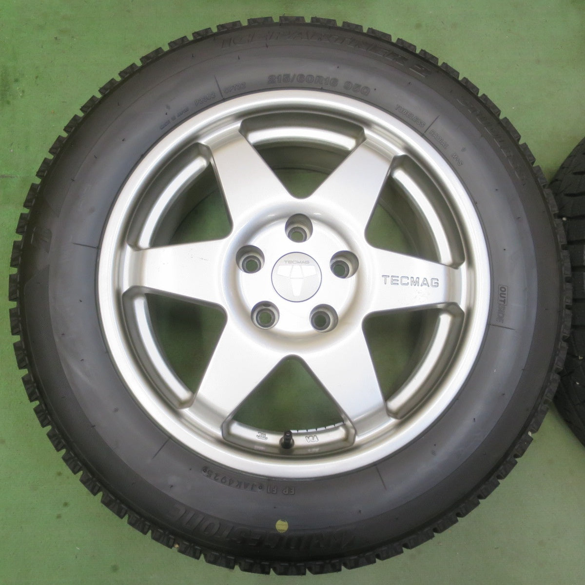 バリ溝！25年！ほぼ10分★ワーゲン 等 TECMAG Type 206R 215/60R16 スタッドレス ブリヂストン アイスパートナー2 テクマグ 16インチ PCD112/5H★6060602イス
