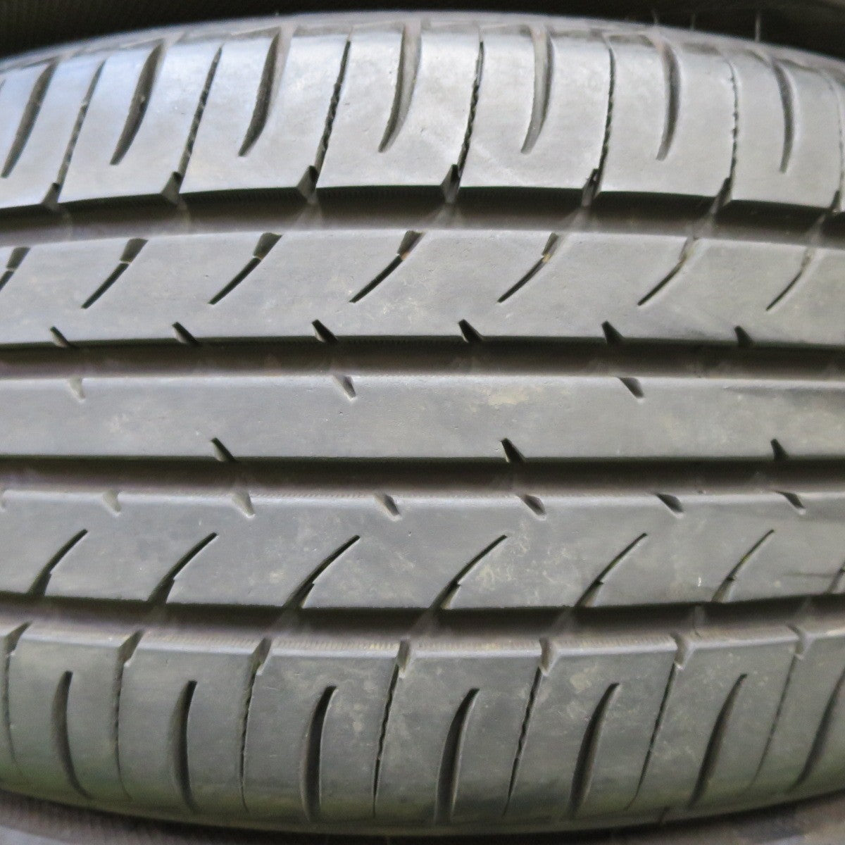 *送料無料* バリ溝！21年！9.5分★205/45R17 トーヨー ナノエナジー3 プラス タイヤ 17インチ ヴィッツ CR-Z シビック ノート プレマシー 等★4070812イノタ
