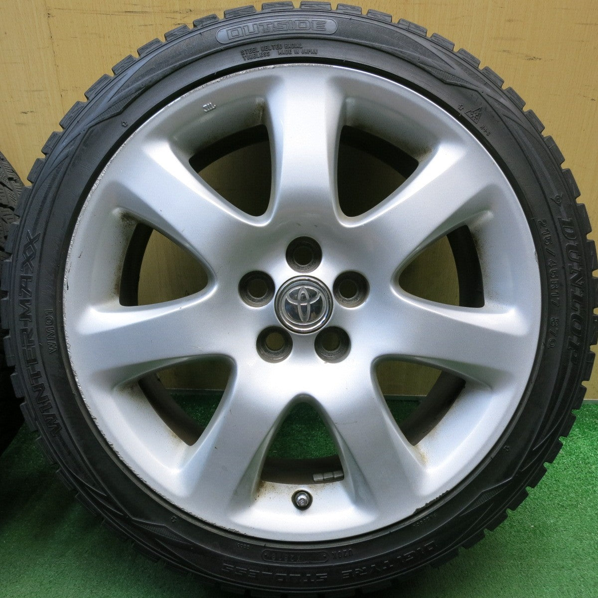 4本価格◎トヨタ アベンシス 純正 215/45R17 スタッドレス ダンロップ ウインターマックス WM01 17インチ PCD100/5H◎6072306HAス