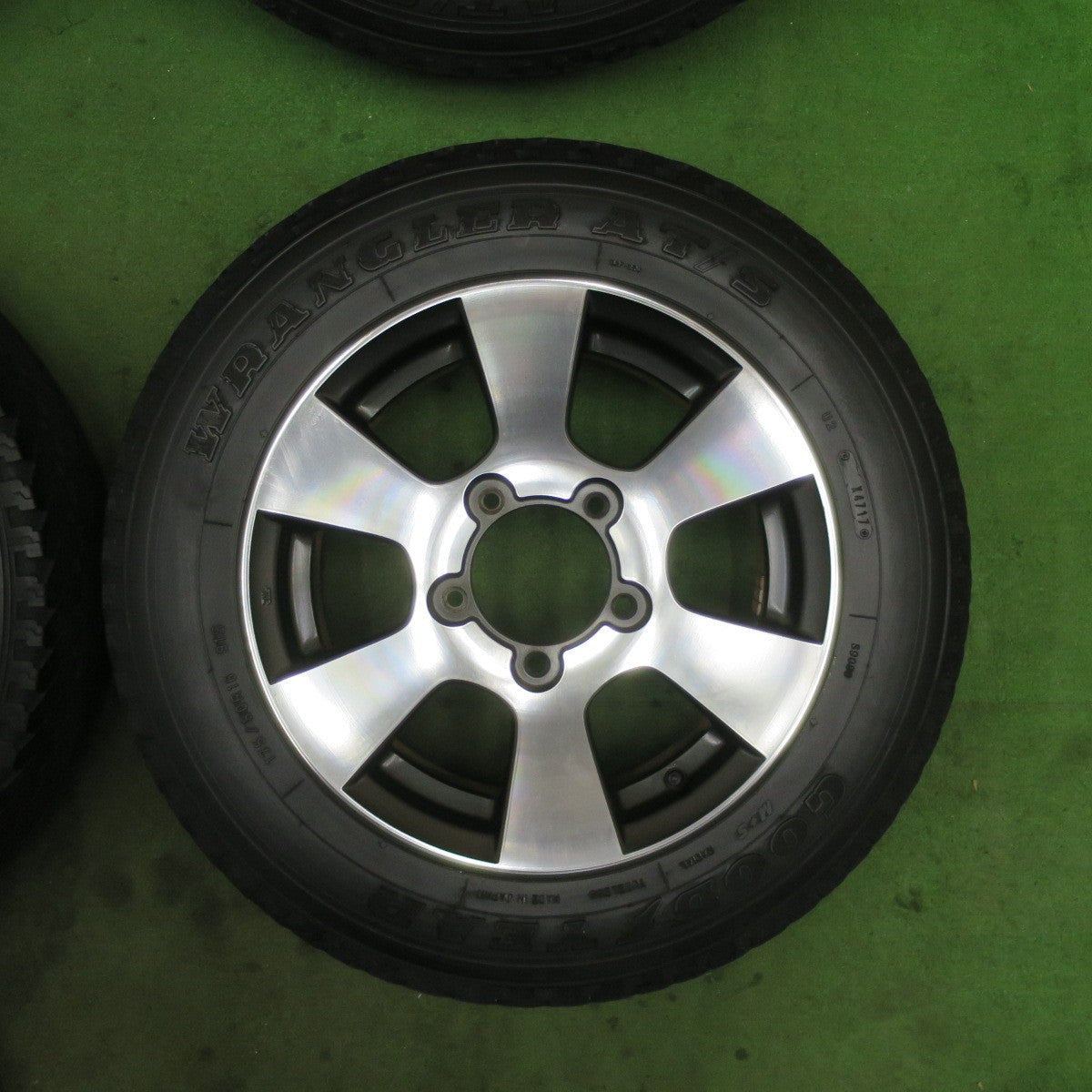4本価格★スズキ JB23 ジムニー 純正 175/80R16 グッドイヤー ラングラー AT/S 16インチ PCD139.7/5H★6042704TTノ