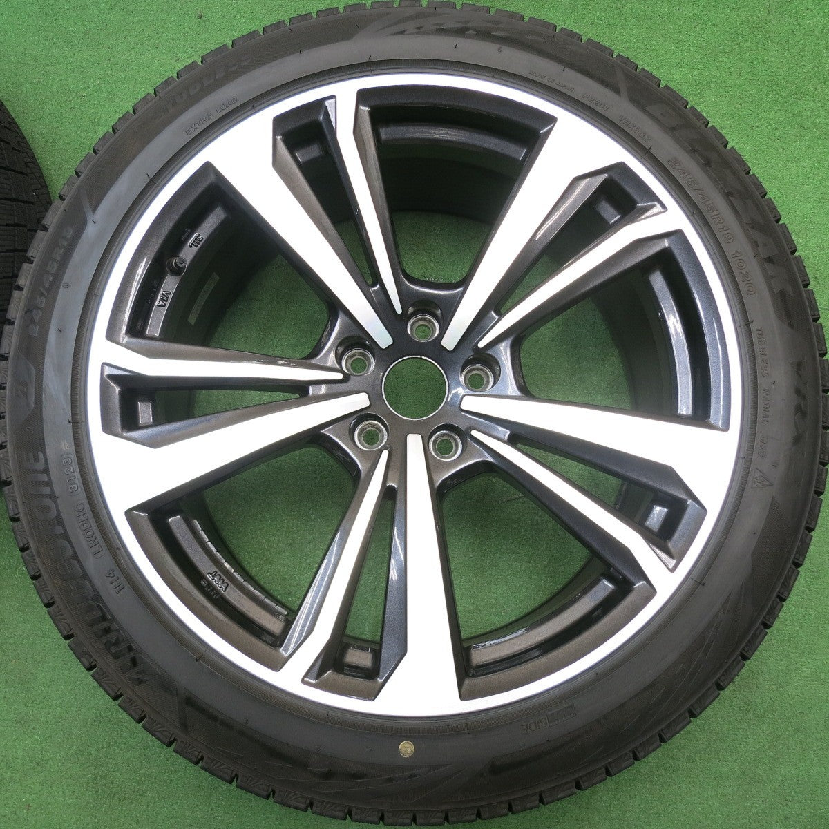 バリ溝！23年！キレイ！9.5分★BMW 等 smartline 365 245/45R19 スタッドレス ブリヂストン ブリザック VRX3 スマートライン 19インチ PCD112/5H★6022615HAス