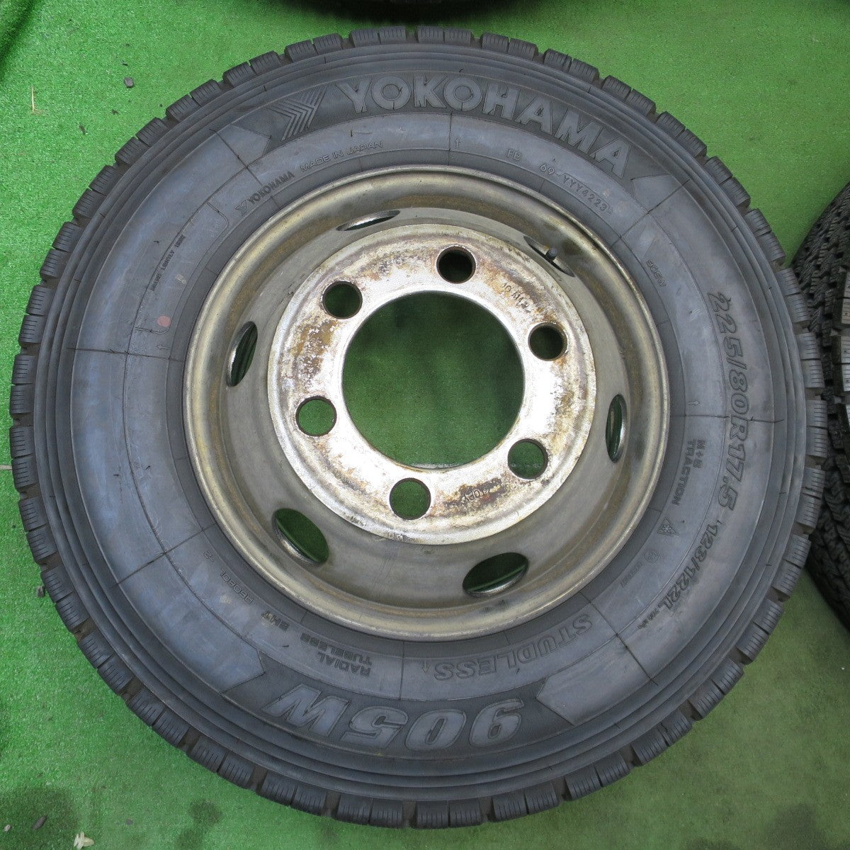 バリ溝！23年！ほぼ10分！6本！付属品付★トラック 225/80R17.5 123/122L スタッドレス ヨコハマ 905W RTG メッキ 135-12S TOPY スチール 135-9CS PCD222.25/6H★6042903ナス