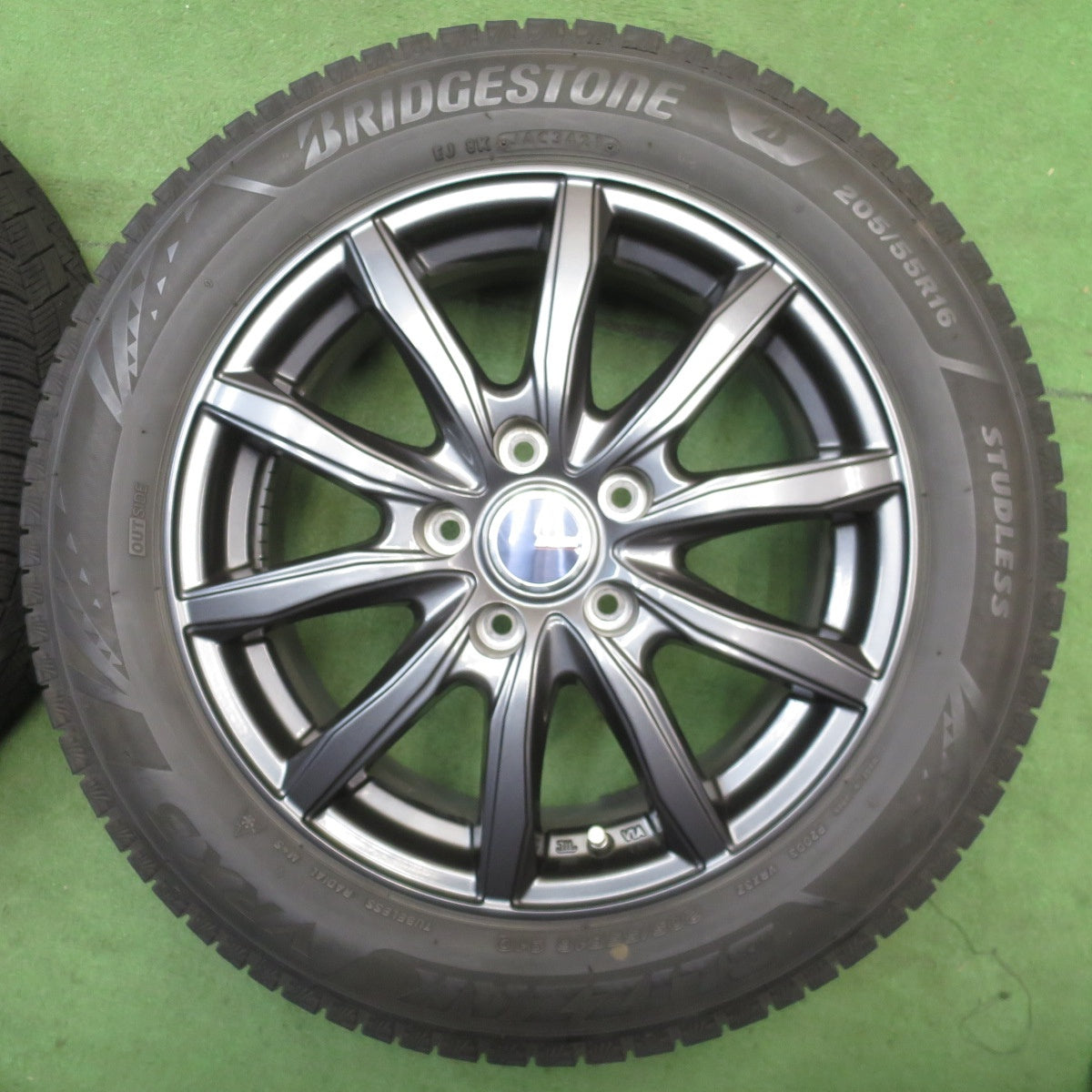キレイ◎スタッドレス 205/55R16 ブリヂストン ブリッザック VRX3 D.O.S. DOS 16インチ PCD114.3/5H◎6060901NJス