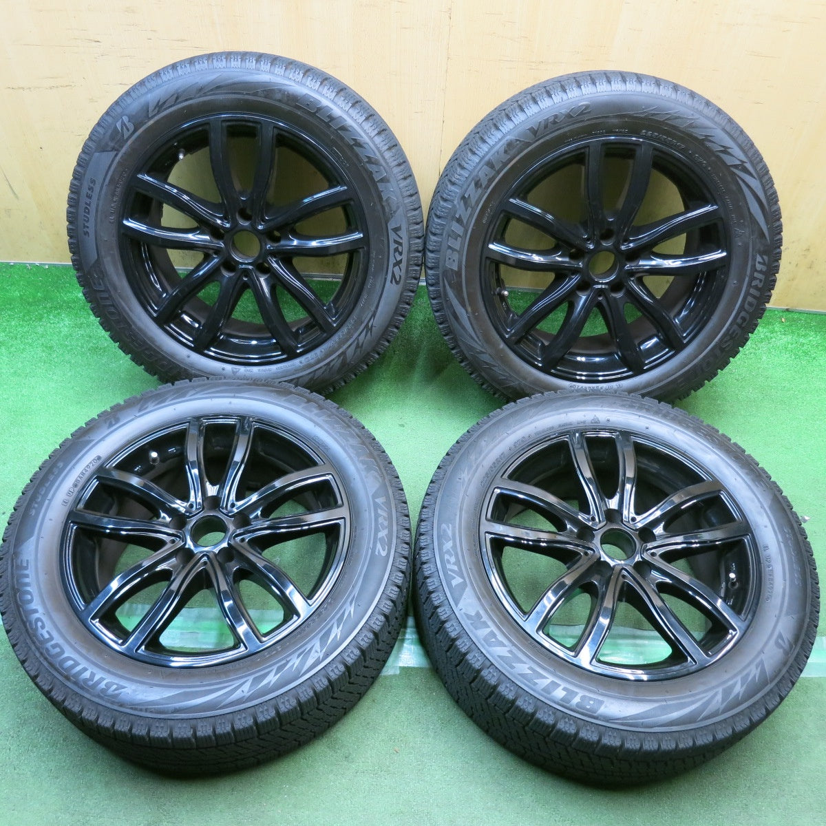 バリ溝！9分◎BMW 等 MAK FAHR 225/55R17 スタッドレス ブリヂストン ブリザック VRX2 マック ファー 17インチ PCD112/5H◎6100806HAス