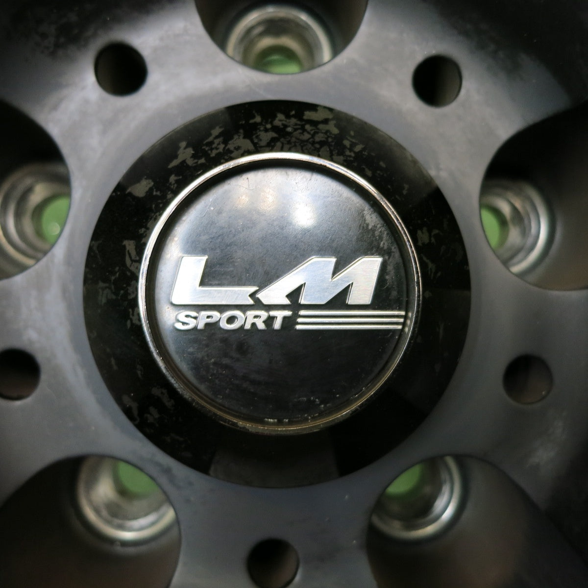 4本価格★LM SPORT ホイール 18インチ 18×8.5J LMスポーツ PCD114.3/5H★5100506HAホ