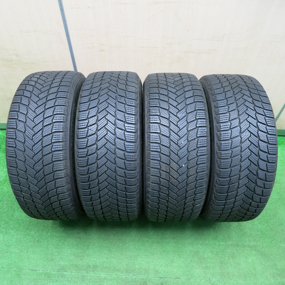 [送料無料] バリ溝！21年！キレイ！9.5分★アウディ等 AGA NEXTA 245/50R18 スタッドレス ミシュラン X-ICE SNOW ネクスタ 18インチ PCD112/5H★4112203NJス