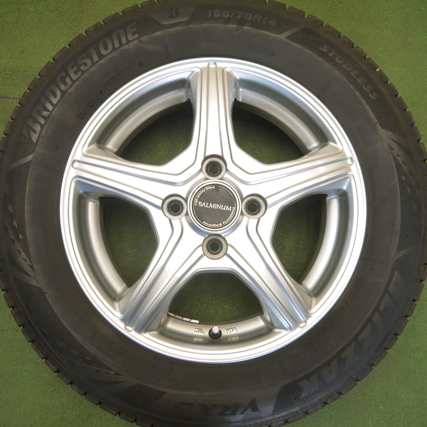 キレイ★スタッドレス 165/70R14 ブリヂストン ブリザック VRX3 BALMINUM VR5 バルミナ 14インチ PCD100/4H★6052008Hス