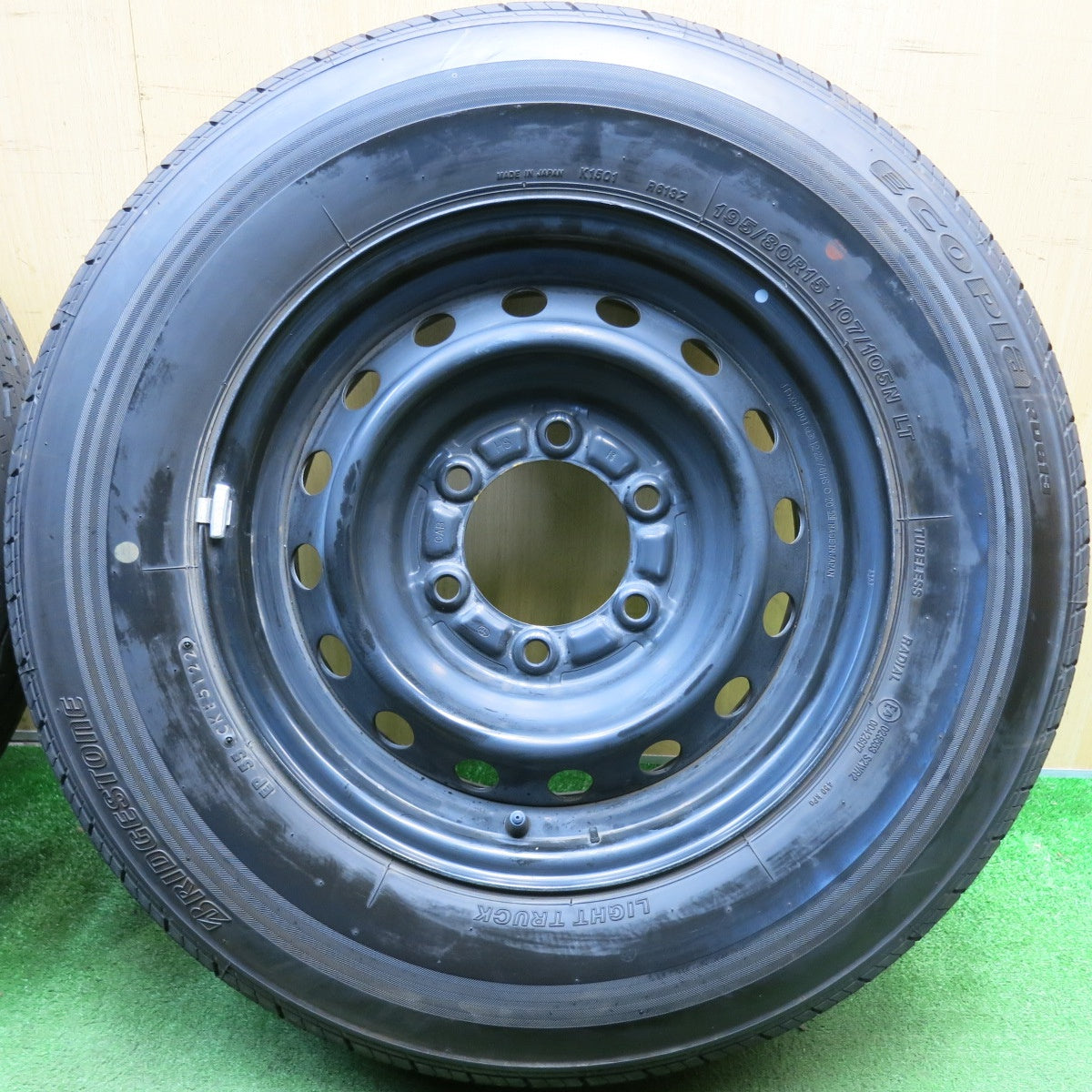 ほぼ未使用！22年◎トヨタ ハイエース 純正 スチール 195/80R15 107/105N ブリヂストン エコピア RD613 15インチ PCD139.7/6H◎6062407HAノ