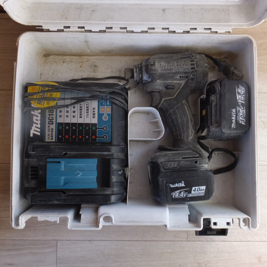 [送料無料] ジャンク★マキタ makita 充電式インパクトドライバ TD138DRFXB 14.4V★