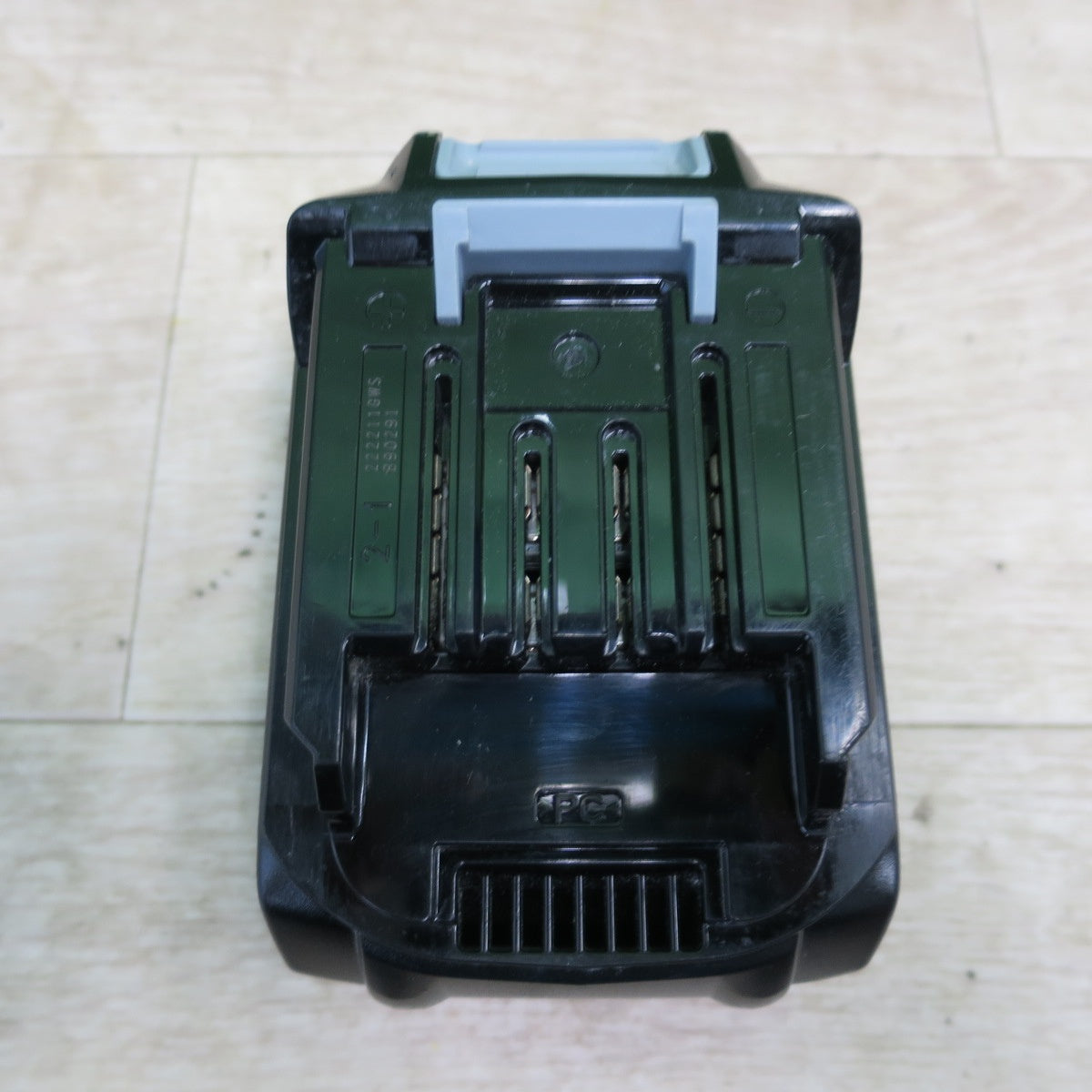 [送料無料] キレイ☆マキタ 純正 Li-ion バッテリー BL4025 40V max DC36V 2.5Ah makita 電動 工具☆