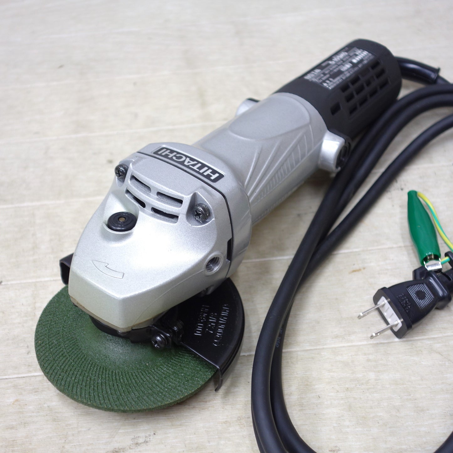[送料無料] 美品◆HITACHI 日立工機 100mm 電気ディスクグラインダ G10SH5 研磨機 電動工具 100V 50/60Hz◆