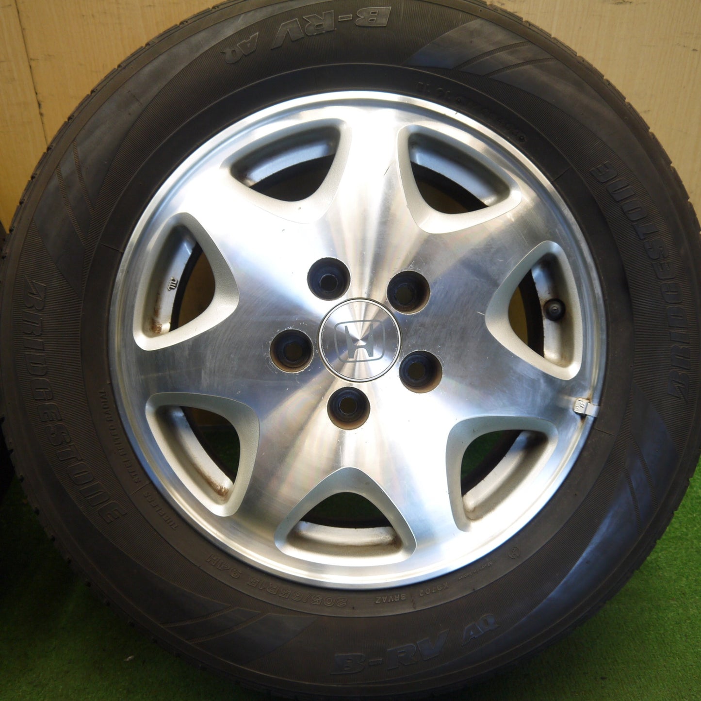 4本価格◎ホンダ RA1 オデッセイ 純正 205/65R15 ブリヂストン B-RV AQ 15インチ PCD114.3/5H◎6071007Hノ