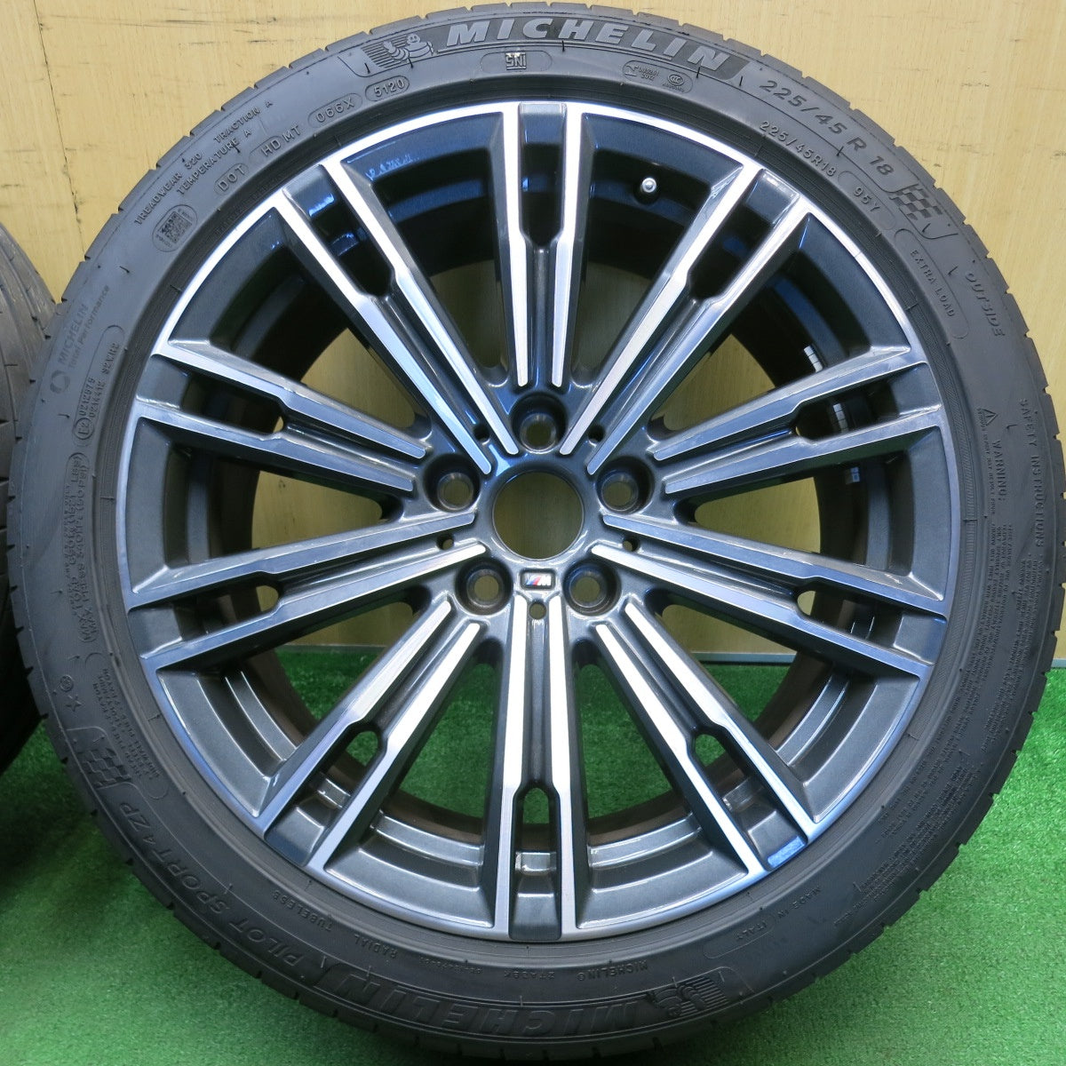 キレイ★BMW 3シリーズ G20 G21 Mスポーツ 純正 225/45R18 255/40R18 ミシュラン パイロットスポーツ4 ZP 18インチ PCD112/5H★6041105HAノ