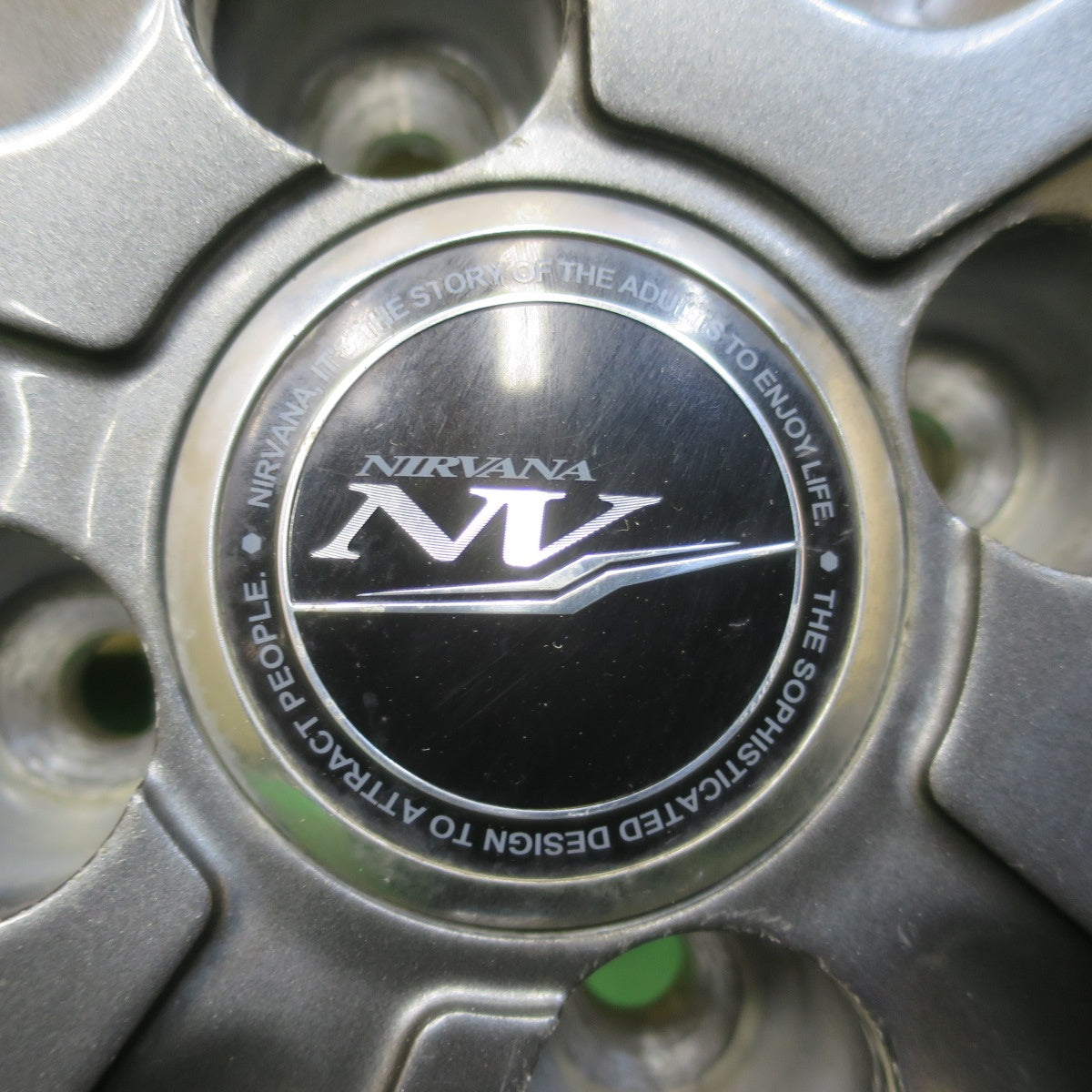 バリ溝！22年！9.5分以上★スタッドレス 185/70R14 ヨコハマ アイスガード iG60 NIRVANA NV ニルバーナ ニルヴァーナ 14インチ PCD100/4H★6022815イス