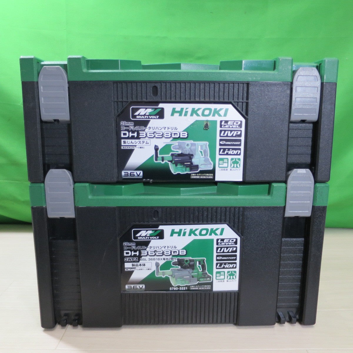 [送料無料] キレイ!バッテリー2個☆ハイコーキ 28mm コードレス ロータリ ハンマ ドリル 集じんタイプ 36V DH3628DB2WPZ 充電器 専用箱 付き 電動 工具☆