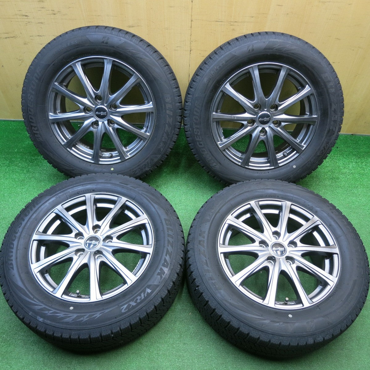 バリ溝！21年！キレイ！9.5分★スタッドレス 215/60R16 ブリヂストン ブリザック VRX2 EuroSpeed MANARAY SPORT ユーロスピード 16インチ PCD114.3/5H★5120615HAス