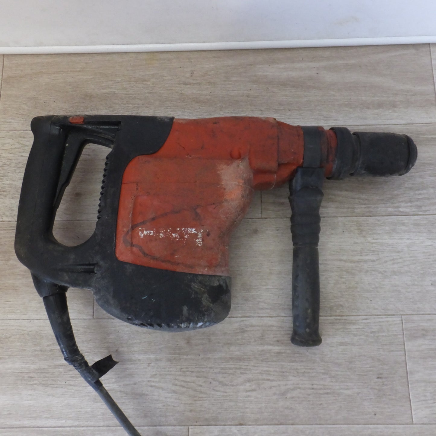 [送料無料] ★ヒルティ HILTI ロータリーハンマードリル TE76　100V 1300W 50/60Hz★