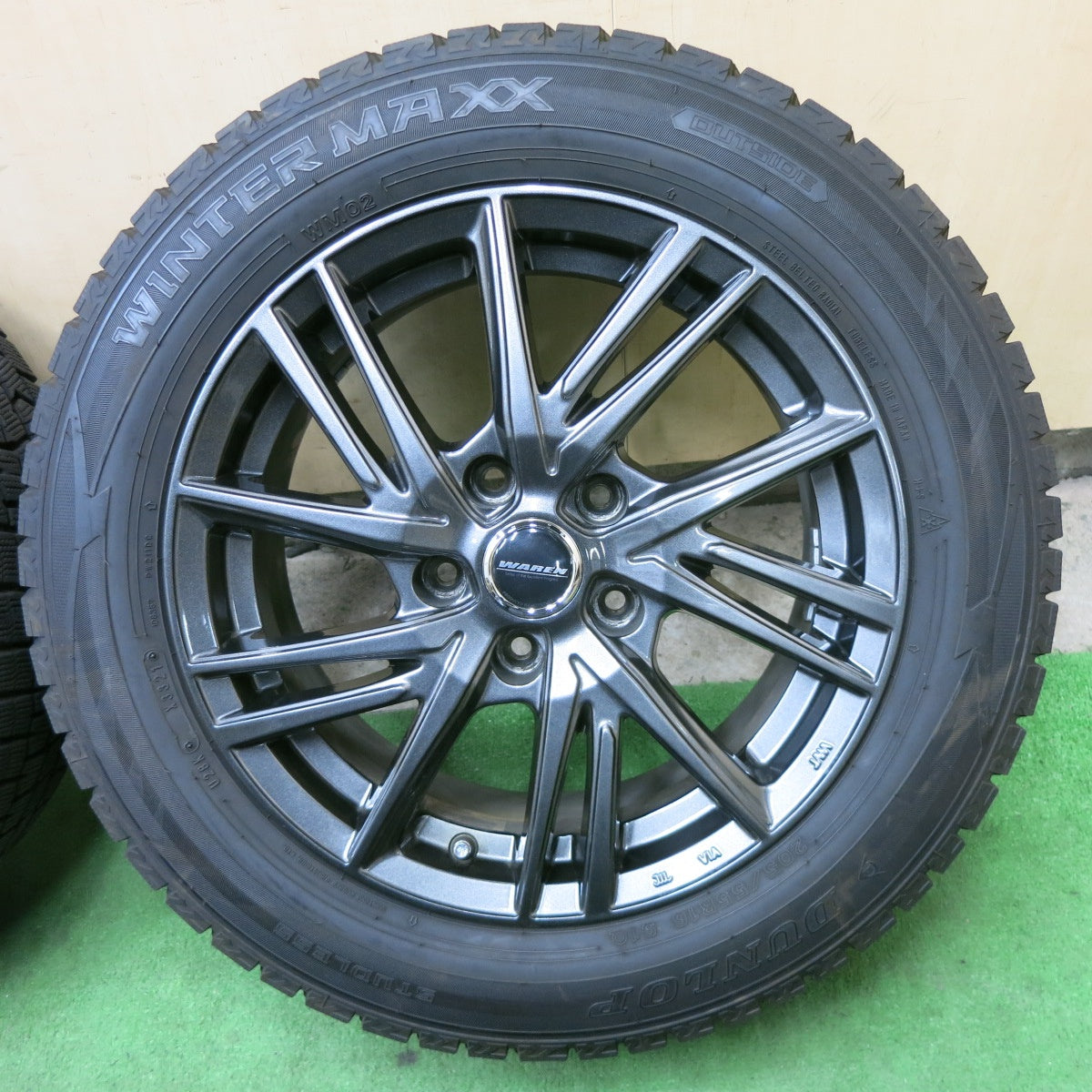 バリ溝！21年！キレイ！9.5分★スタッドレス 205/55R16 ダンロップ ウインターマックス WM02 WAREN ヴァーレン 16インチ PCD114.3/5H★6012402ナス