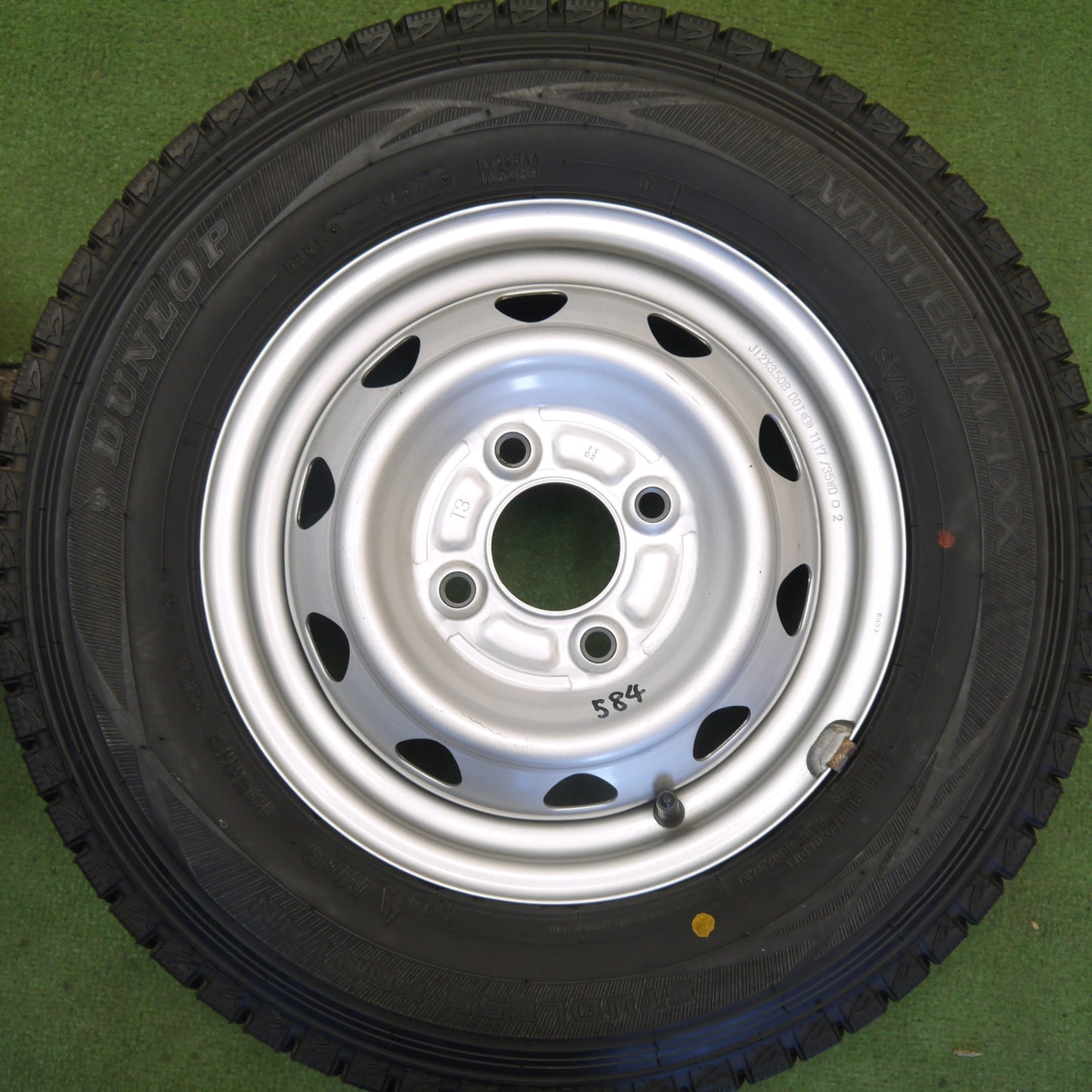 バリ溝！キレイ！ほぼ10分◎スタッドレス 145R12 8PR ダンロップ ウインターマックス SV01 スチール ホイール 12インチ PCD100/4H◎6072903Hス