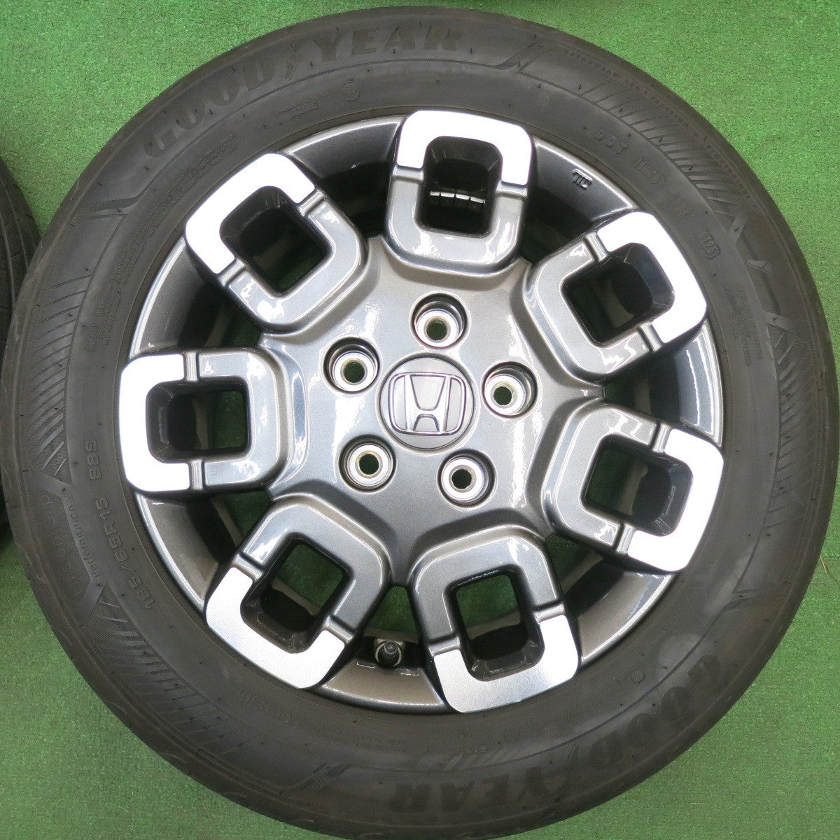 バリ溝！25年！キレイ！9.5分★ホンダ フリード クロスター 純正 185/65R15 グッドイヤー EfficientGrip Performance2 15インチ PCD114.3/5H★6011105HAノ