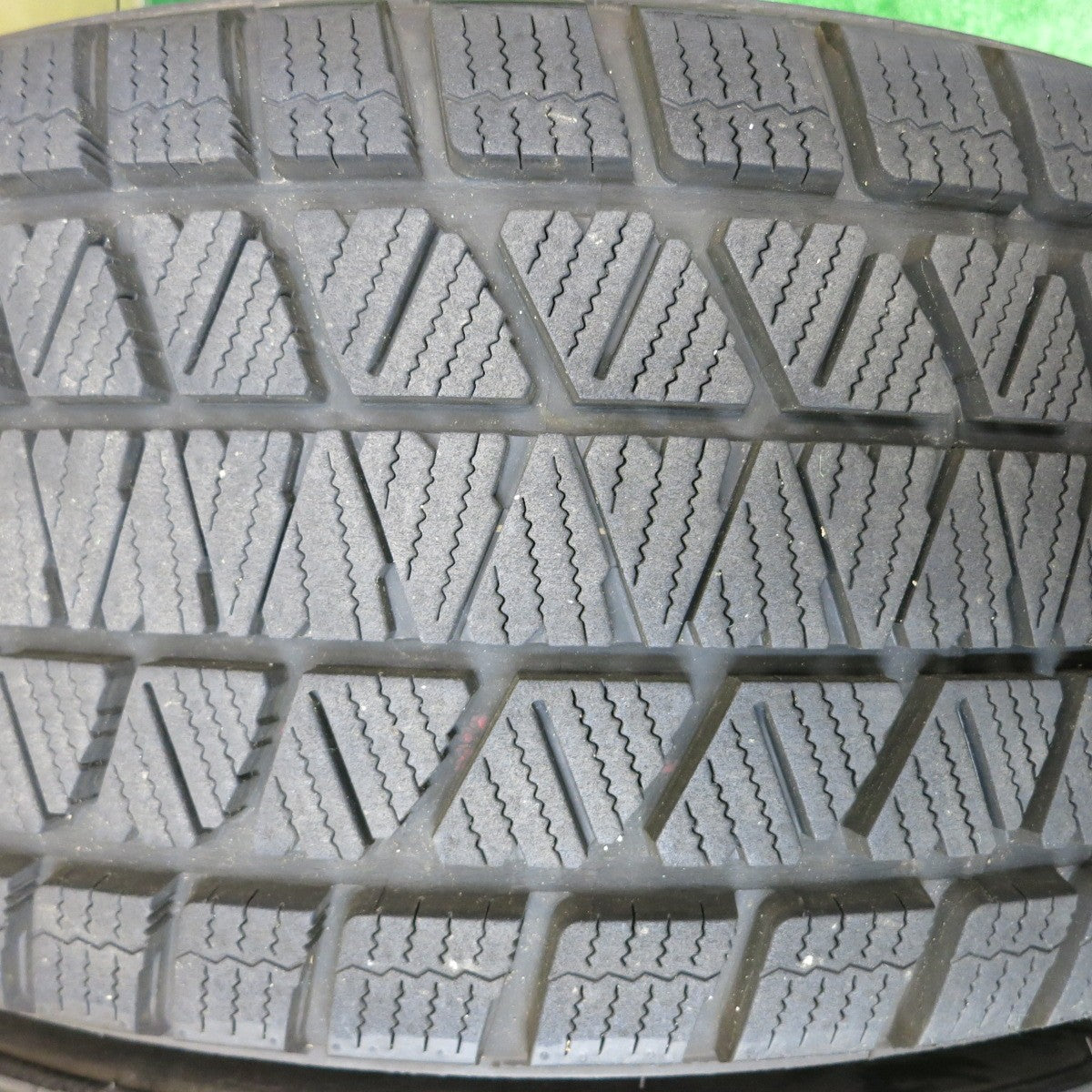 バリ溝！23年！9.5分★トヨタ FJクルーザー 純正 スチール 265/65R17 スタッドレス ブリヂストン ブリザック DM-V3 17インチ PCD139.7/6H★5101801HAス