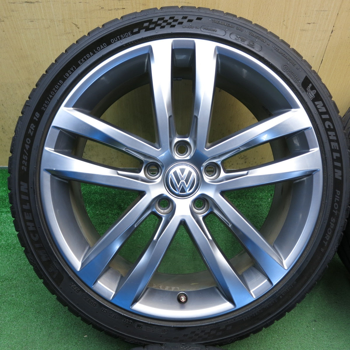 バリ溝！23年！8.5分◎ワーゲン ゴルフ7 ヴァリアント 純正 225/40R18 ミシュラン パイロットスポーツ5 18インチ PCD112/5H◎6090502KKノ