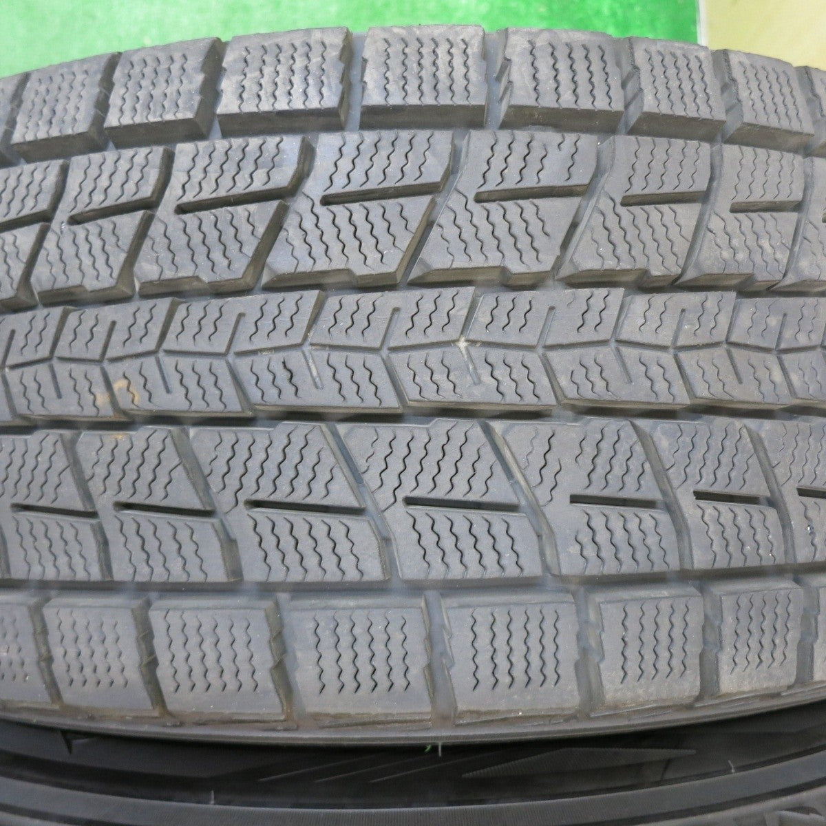バリ溝！21年！キレイ！9.5分★スタッドレス 225/65R17 ダンロップ ウインターマックス SJ8 SJ8+ Laffite ラフィット 17インチ PCD114.3/5H★5032501NJス