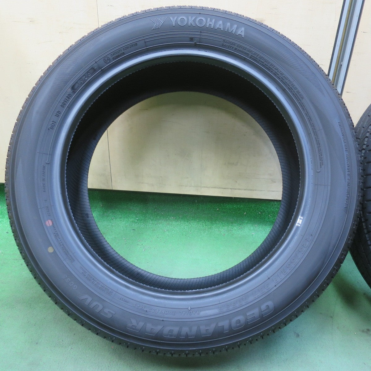 新車外し！26年◎225/55R18 ヨコハマ ジオランダー SUV G055 G055E タイヤ 18インチ デリカ D:5 フォレスター アウトランダー エクリプスクロス 等◎6081008イノタ