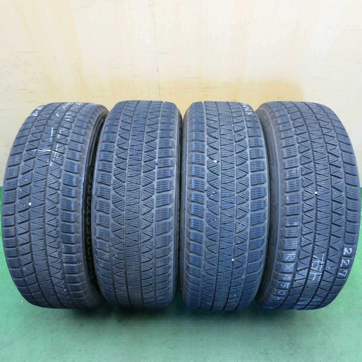 4本価格◎スタッドレス 235/60R18 ブリヂストン ブリザック DM-V3 MANARAY SPORT マナレイ スポーツ 18インチ PCD114.3/5H◎6081407HAス