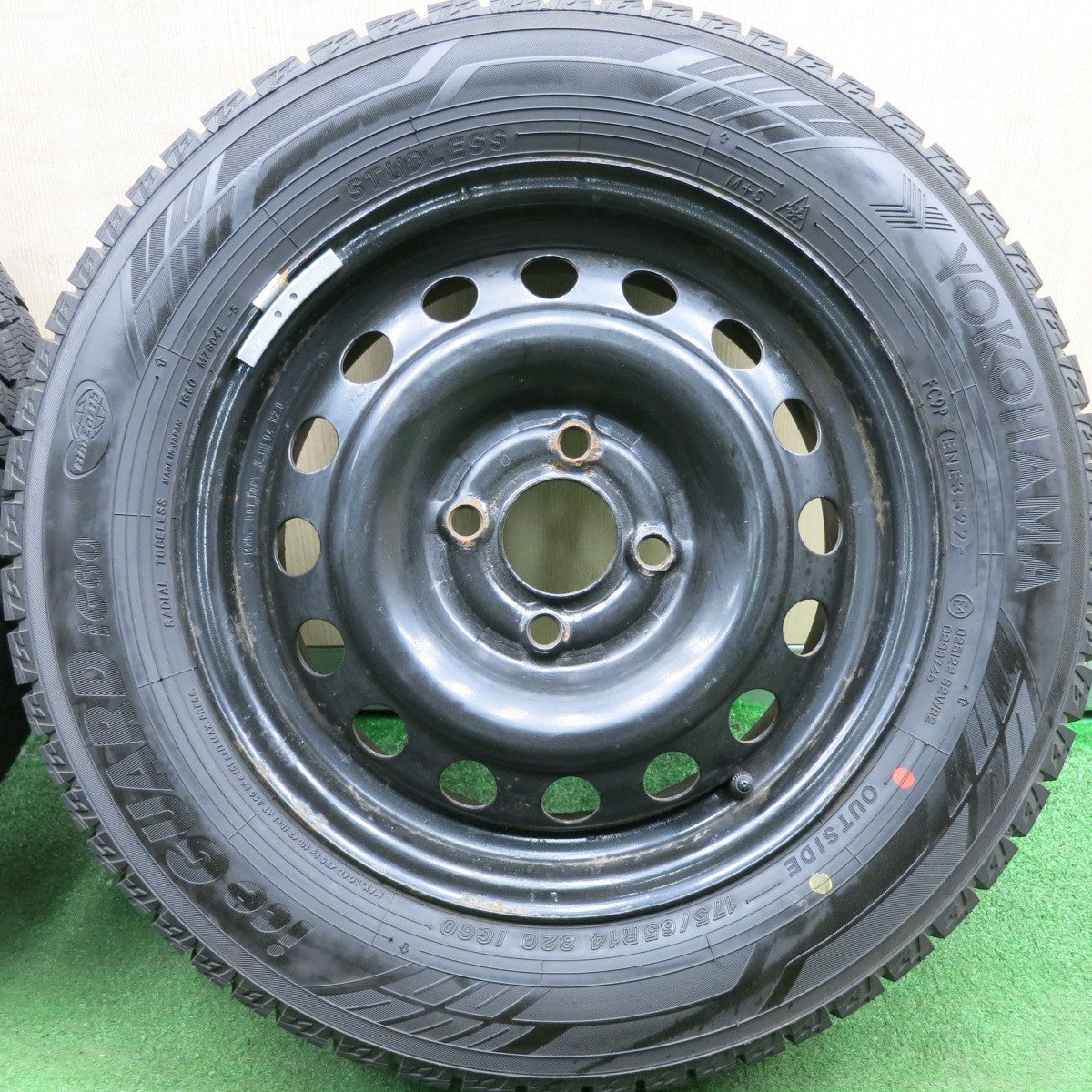 *送料無料* バリ溝！22年！9.5分以上★スタッドレス 175/65R14 ヨコハマ アイスガード iG60 スチール ホイール 14インチ PCD100/4H★4052501HAス