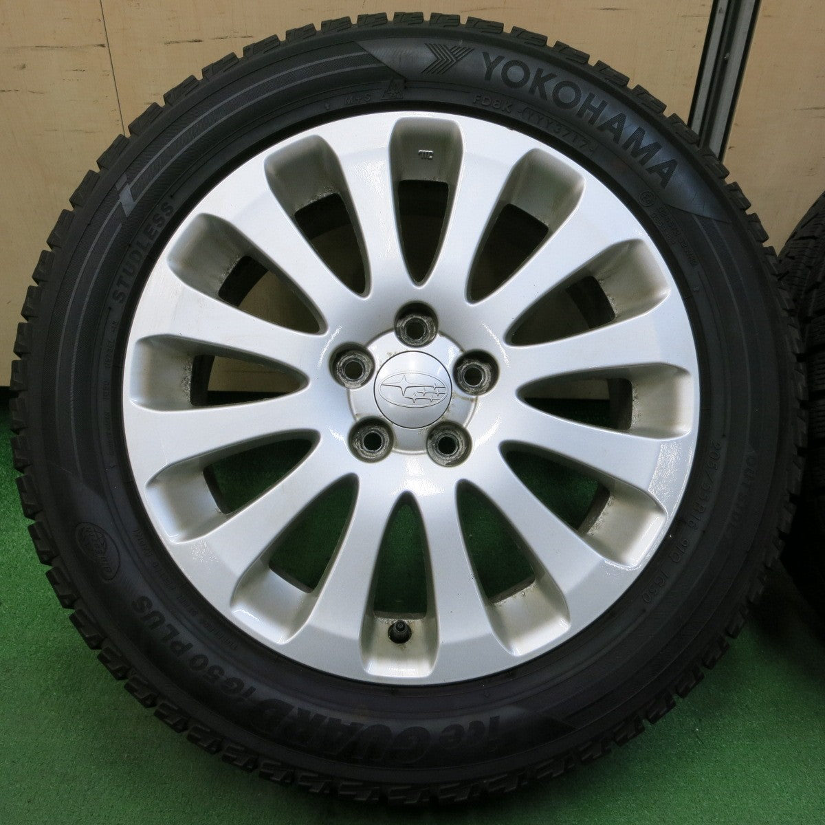 *送料無料* バリ溝！9.5分★スバル エクシーガ 純正 205/55R16 スタッドレス ヨコハマ アイスガード iG50 プラス 16インチ PCD100/5H★4052101イス