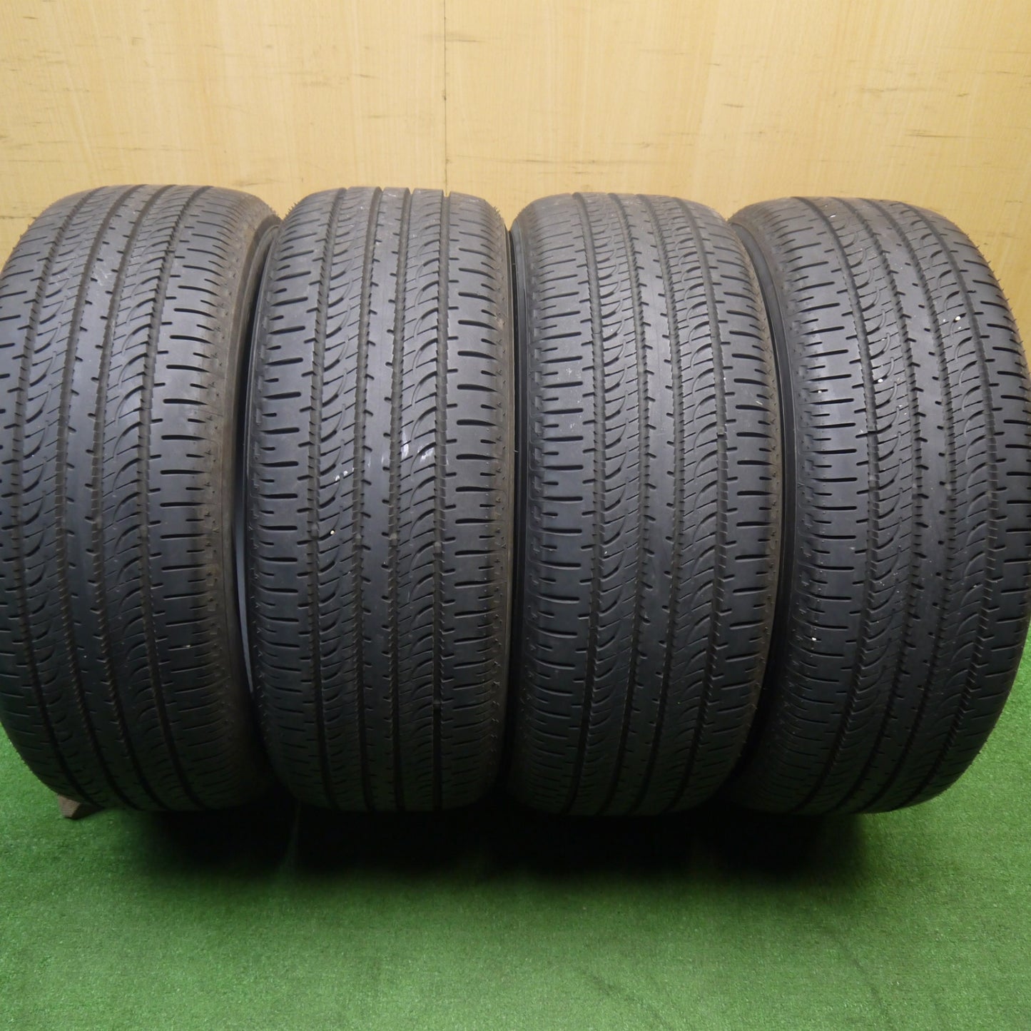 バリ溝！25年！9.5分★225/55R18 ヨコハマ ジオランダー SUV G055 E タイヤ 18インチ デリカ D:5 シャモニー アウトランダー ZR-V 等★5122605Hノタ