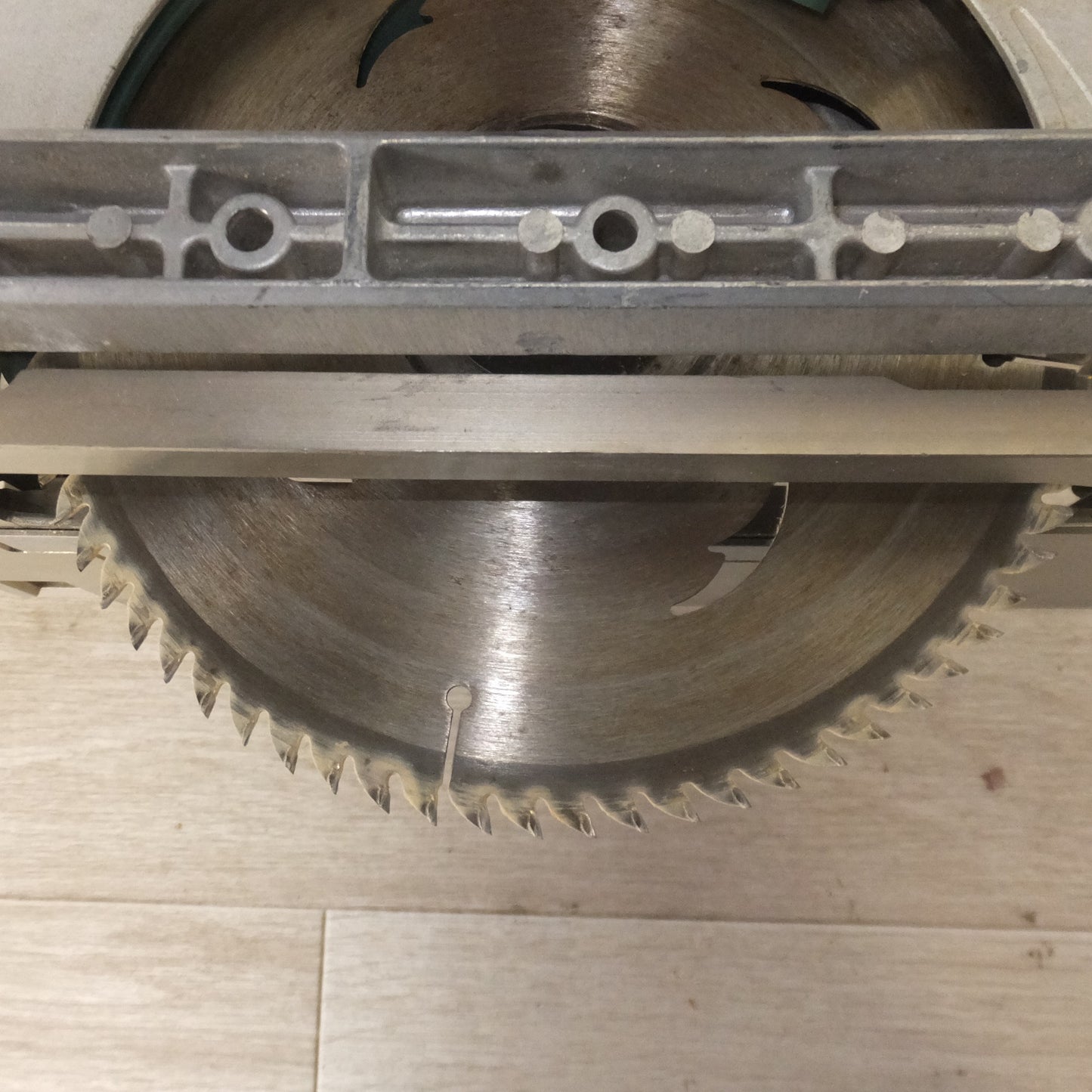 [送料無料] ★日立 HITACHI 190mm 造作丸のこ C7UB2　100V 50/60Hz 1140W 12A　木工用 超硬丸のこ★