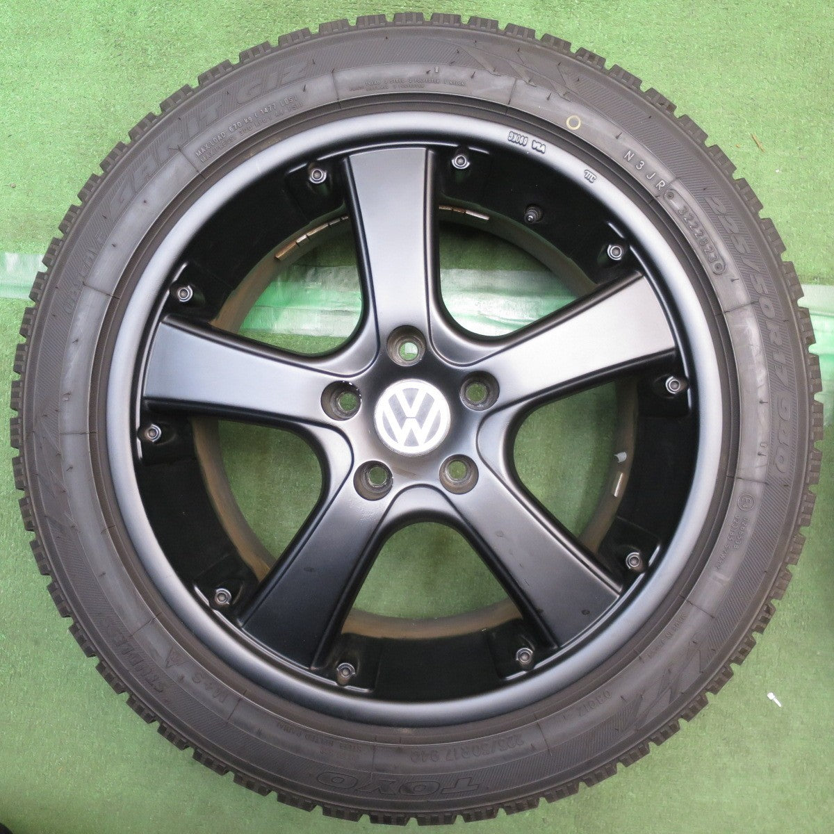 バリ溝！23年！9.5分◎ワーゲン 等 225/50R17 スタッドレス トーヨー オブザーブ ガリット GIZ 社外 アルミ 17インチ PCD112/5H◎6101208NJス