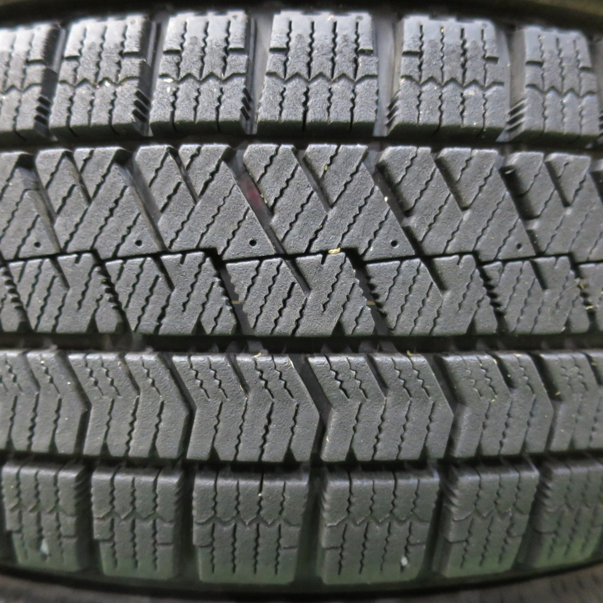 [送料無料] バリ溝！22年！キレイ！9分★スズキ MK32S MK42S スペーシア カスタム 純正 165/55R15 スタッドレス ブリヂストン ブリザック VRX2 15インチ PCD100/4H★4112801イス