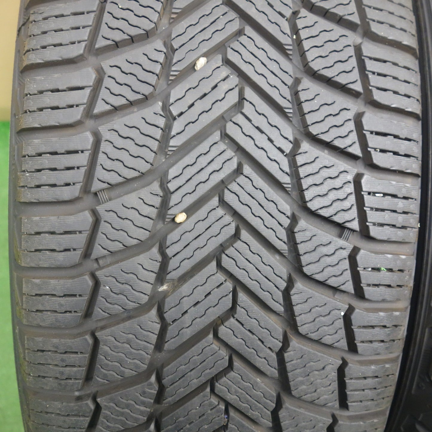超バリ溝！24年！キレイ！9.5分以上★レクサス LBX Cool 純正 225/55R18 スタッドレス ミシュラン X-ICE SNOW 18インチ クール PCD114.3/5H★6041302KTス