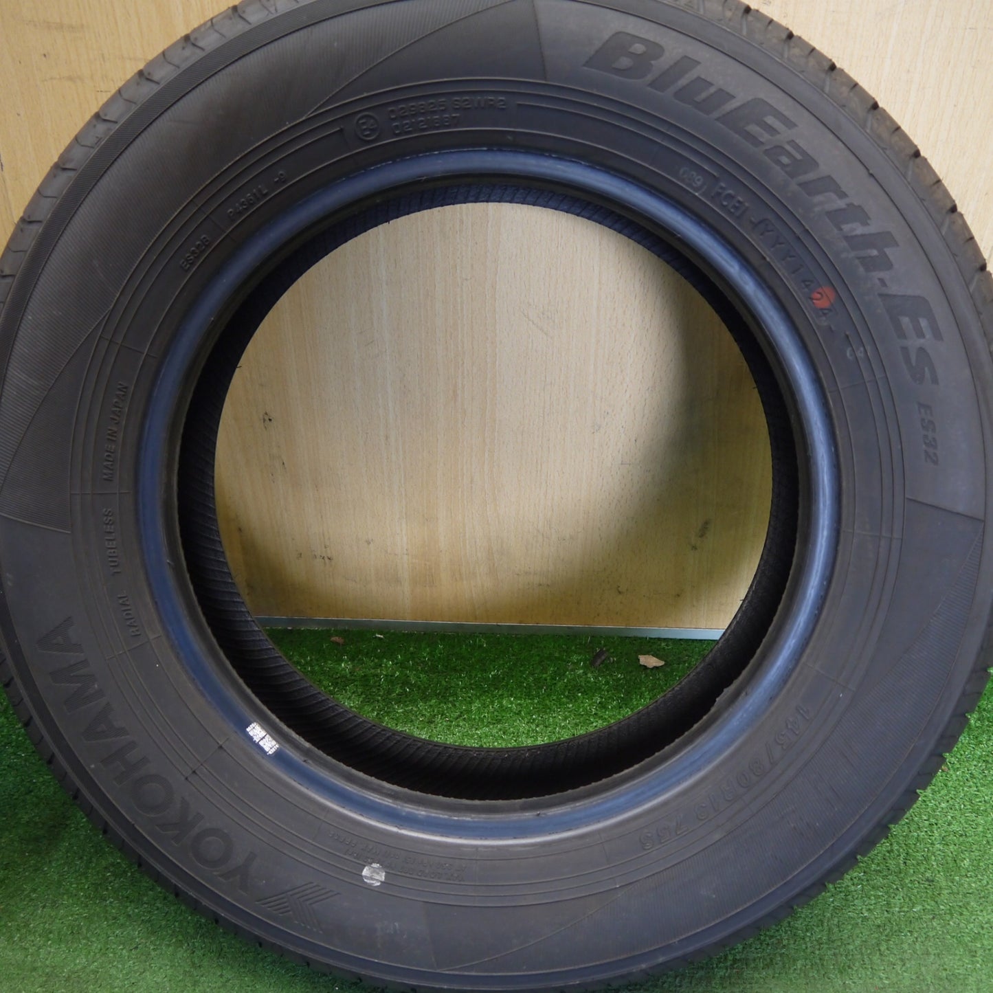2本価格！24年★145/80R13 ヨコハマ BluEarth-ES ES32 ブルーアース 13インチ タイヤ N-BOX ラパン ココア キャンバス タント ウェイク 等★6061509Hノタ