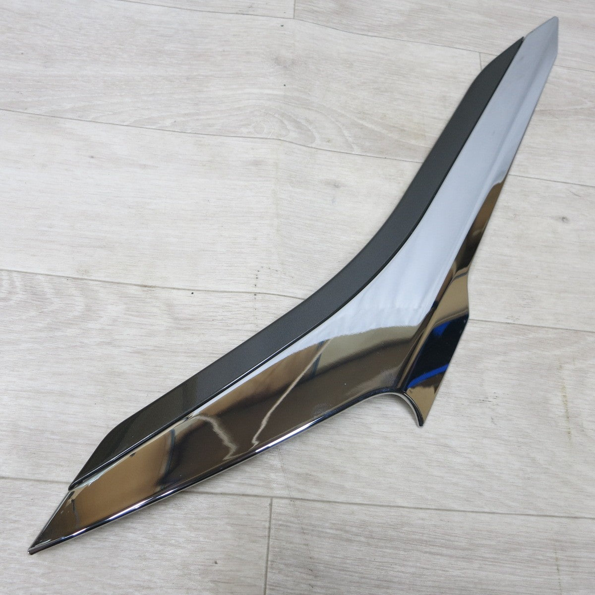 [送料無料] 美品◆ヴェルファイア 30系 社外 ヘッド ライト ガーニッシュ メッキ WK-823-33-L WK-823-33-R メーカー不明◆