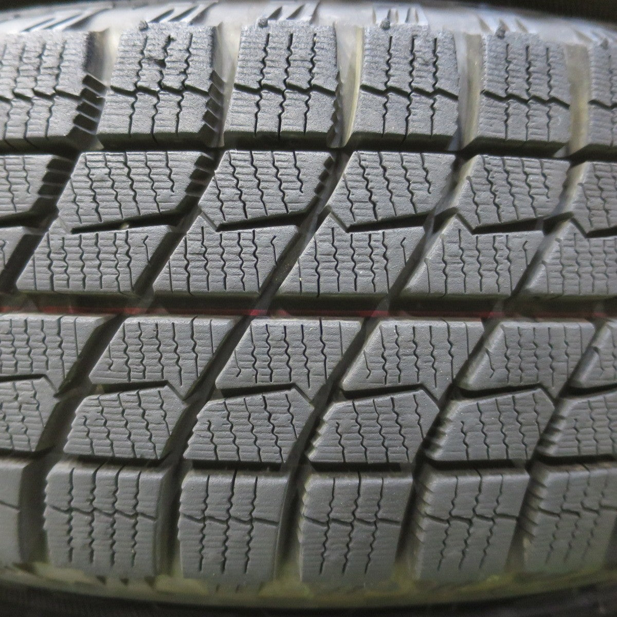 ほぼ未使用！23年！キレイ★スタッドレス 155/65R14 アイスエスポルテ TEAD テッド 14インチ PCD100/4H★6041707イス