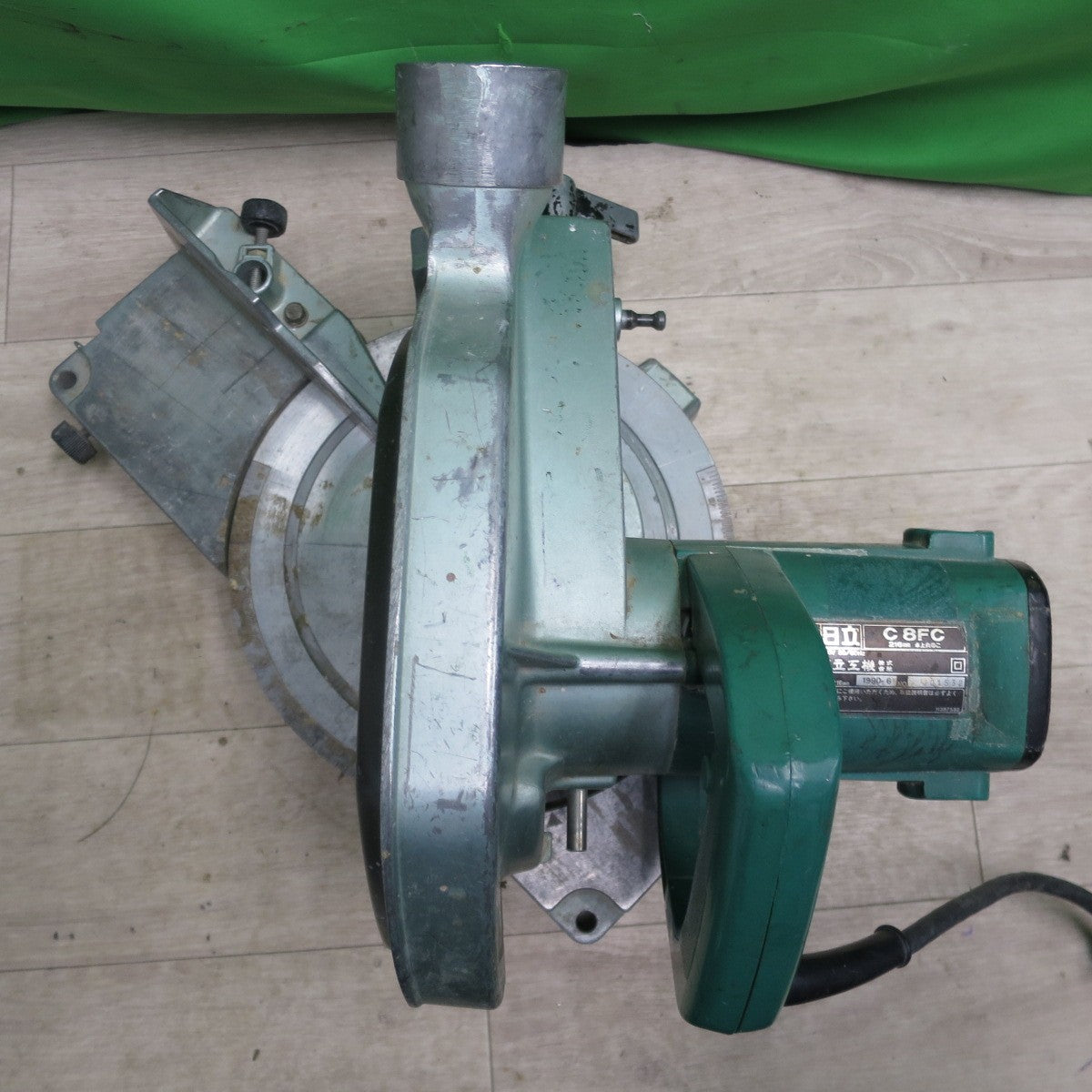 [送料無料] ☆日立工機 HITACHI 216mm 卓上 丸のこ C8FC 丸鋸 丸ノコ マルノコ 切断機 木工用 電動 工具☆