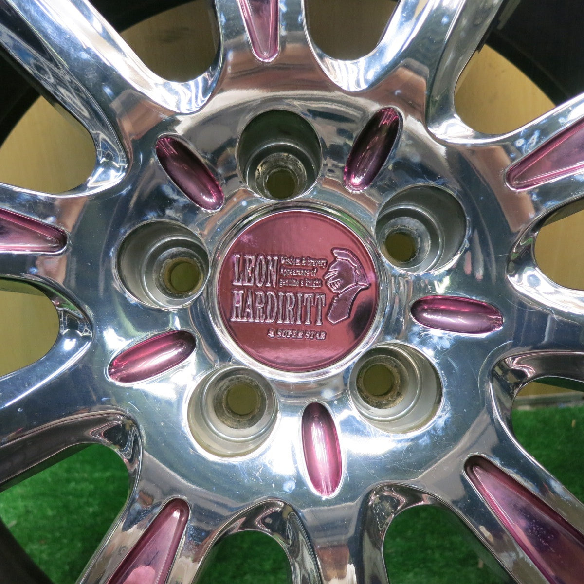 4本価格★プリウス 等 LEON HARDIRITT GRAL 215/35R19  ハンコック ベンタス V12 evo 19インチ レオンハルト グラール PCD100/5H★5051405TNノ