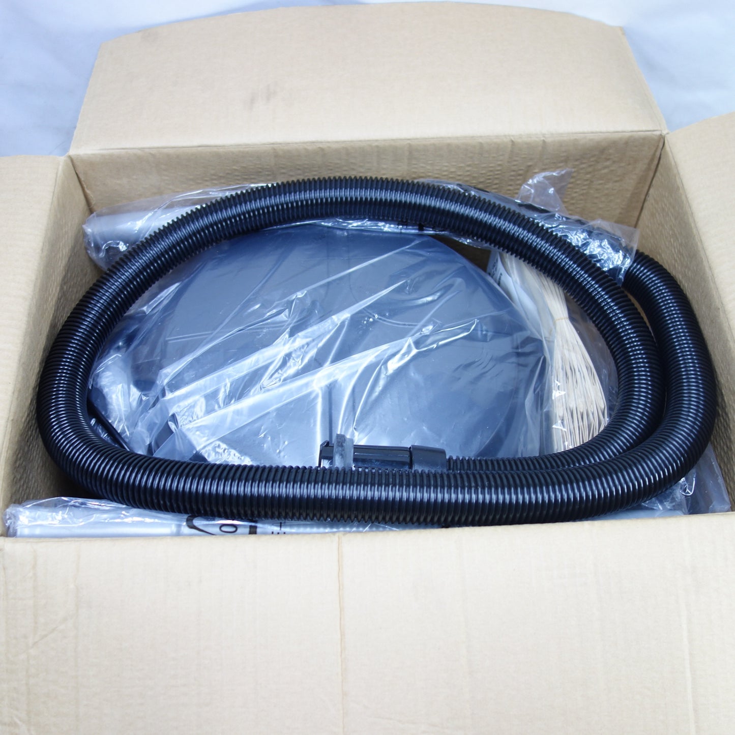 [送料無料] 未使用◆NILFISK 業務用 掃除機 GD930S2 清掃 掃除 ドライバキューム クリーナー ニルフィクス◆