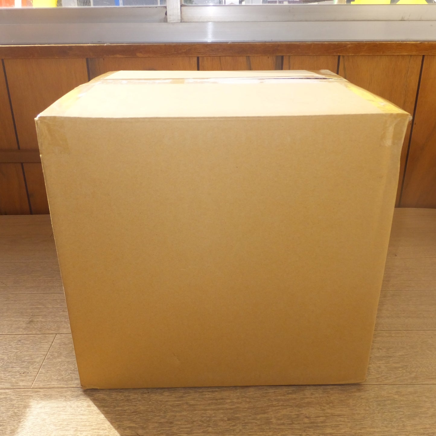 [送料無料] 未使用★三菱 MITSUBISHI LED照明器具 EL-GT20220N/W AHTN 軒下モデル クラス2000　100-242V 50/60Hz 昼白色 5000K★