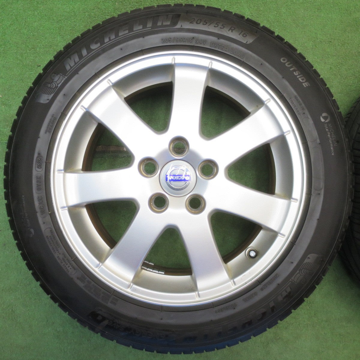 バリ溝！24年！9分★ボルボ V50 S40 等 純正 205/55R16 ミシュラン エナジーセイバー4 16インチ PCD108/5H★6051013NJノ